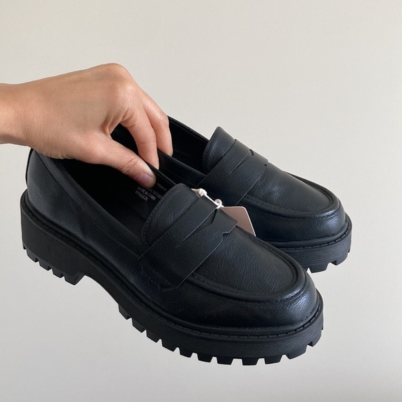 Sincerely Jules Platform Loafers - Picture 6 of 14